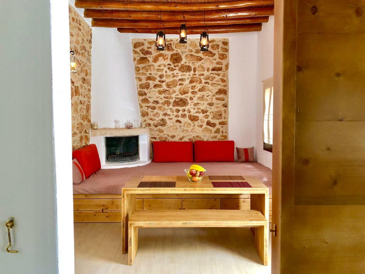Bekos Traditional House アルハンゲロス エクステリア 写真