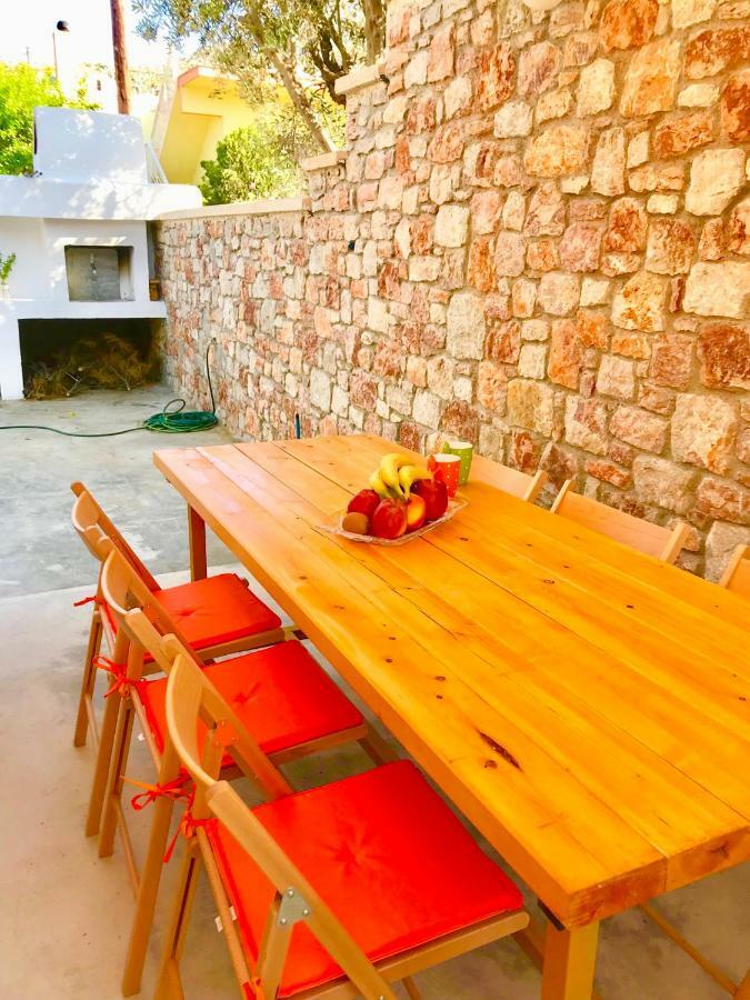 Bekos Traditional House アルハンゲロス エクステリア 写真
